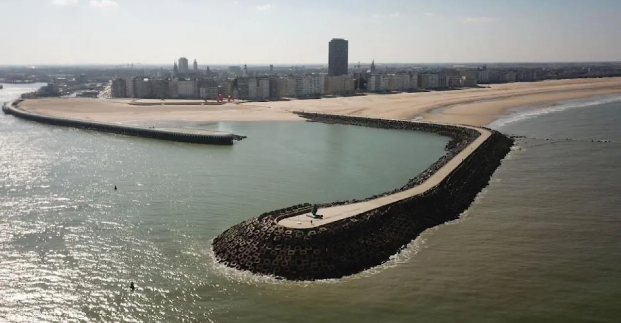 Weloveoostende: Renovated Beachside Apartment Belgium