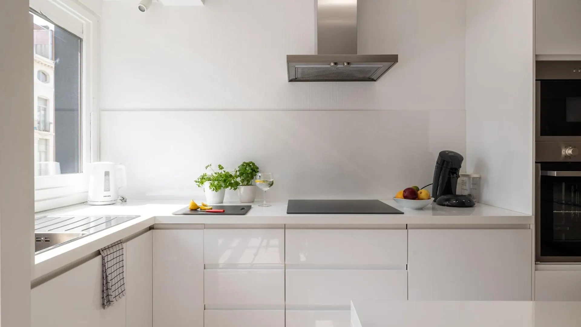Weloveoostende: Renovated Beachside Apartment Belgium